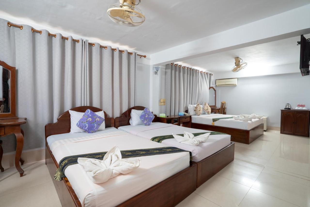 Siem Reap Riverside Hotel Exterior photo